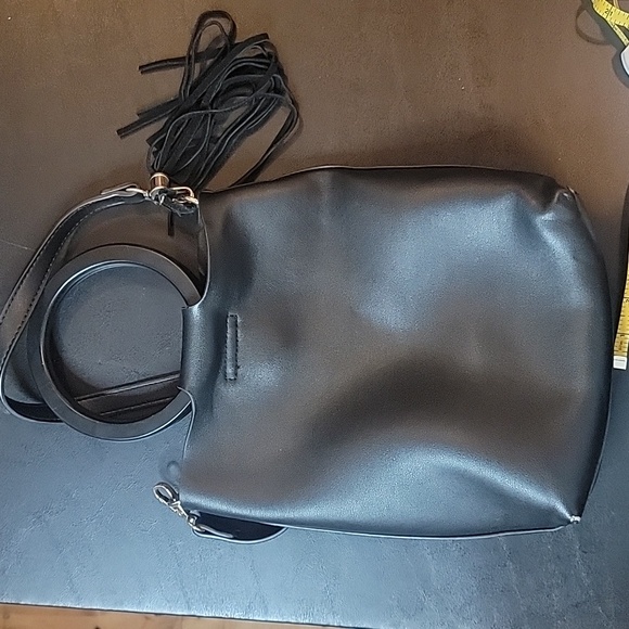 Black Bag w Strap Deep w/wooden handles.  Worn in some spots. Good condition. - Picture 3 of 10